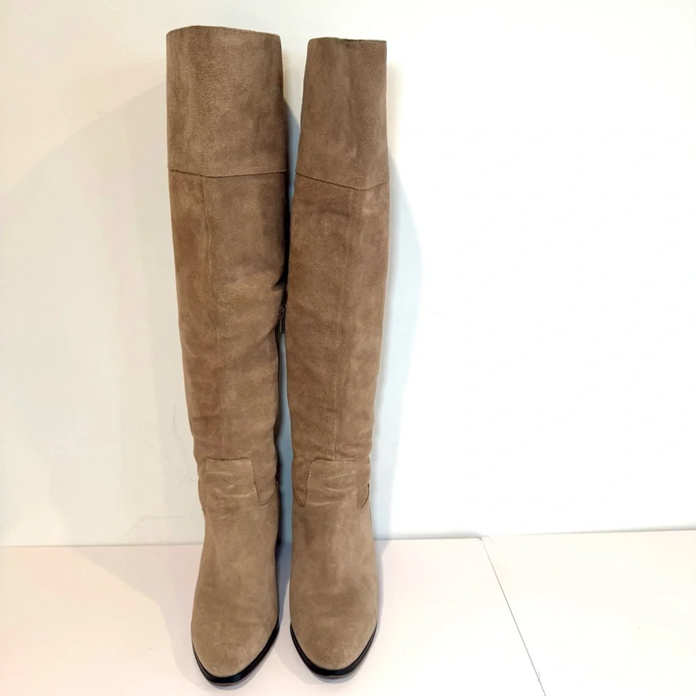 Lord & Taylor 424 Fifth Mikayla Tan Suede Knee High Boots W Block Heel, Sz 8.5